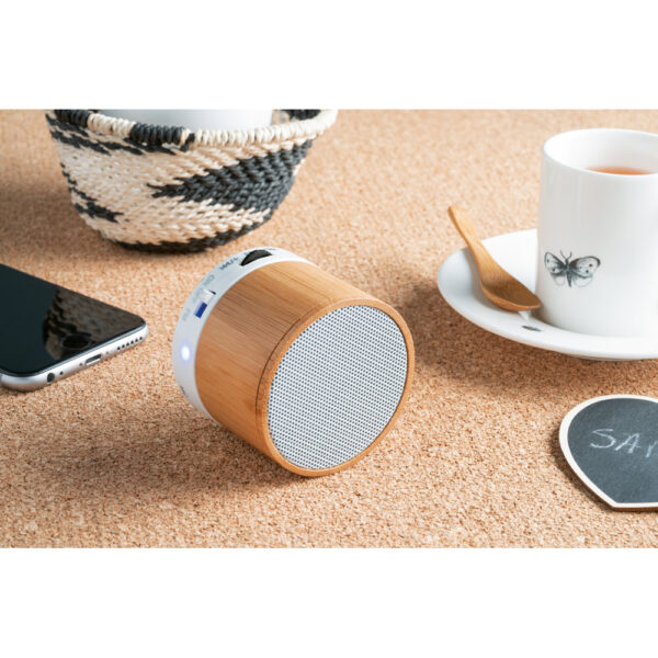 Caixa de som em bambu com microfone - Imagem 3
