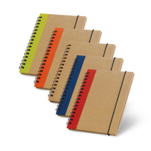 Caderno A6 em cartão com páginas lisas reciclado